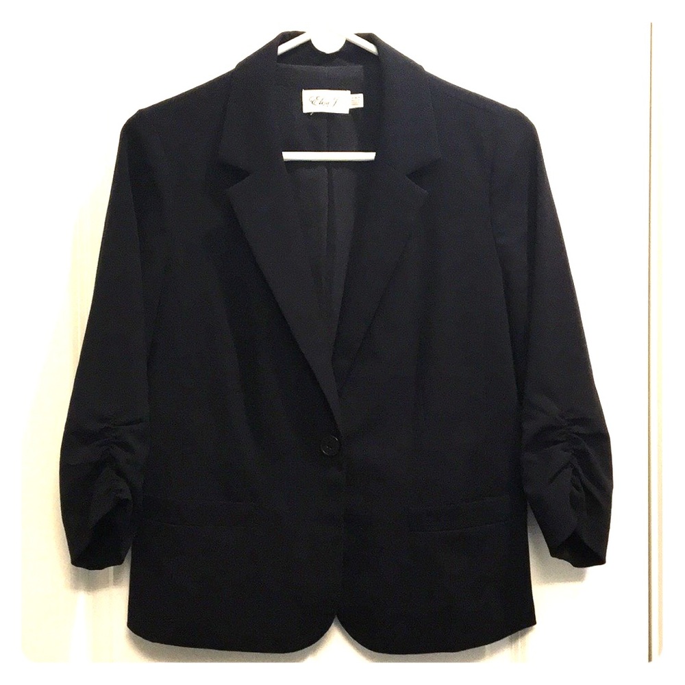 Eliza j scrunched sleeve blazer